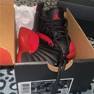 Jordan Kids Shoes in Black and Red